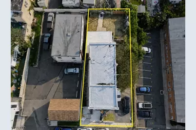 1433 68th St, North Bergen, NJ 07047 - Photo 3
