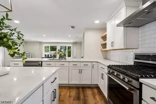 101 Peachcroft Dr, Bernardsville, NJ 07924 - Photo 41