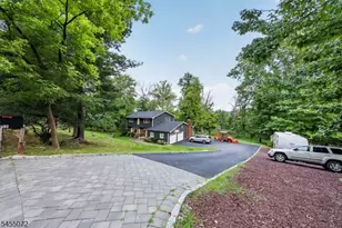 57 Longview Dr, Green Brook Township, NJ 08812 - Photo 1