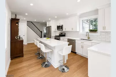 538 Cicilia Pl, Scotch Plains Township, NJ 07076 - Photo 3