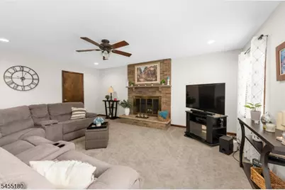 12 Holly Park Dr, South Plainfield, NJ 07080 - Photo 9