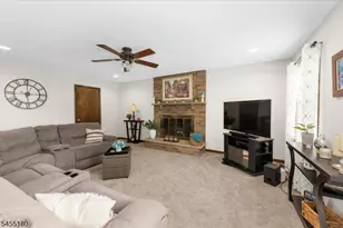 12 Holly Park Dr, South Plainfield, NJ 07080 - Photo 9