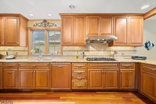 226 Whitford Ave, Nutley, NJ 07110 - Photo 15