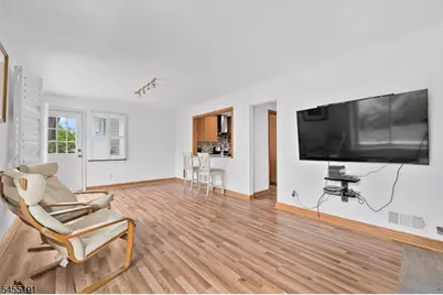 17 Westland Rd, Verona, NJ 07044 - Photo 9