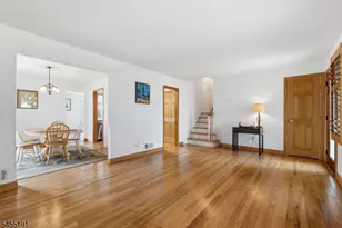 17 Westland Rd, Verona, NJ 07044 - Photo 3