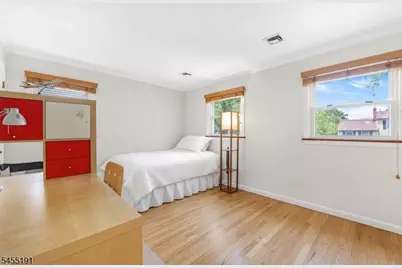 17 Westland Rd, Verona, NJ 07044 - Photo 13