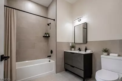 145 Roseville Ave #3, Newark, NJ 07107 - Photo 9