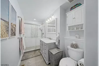91 Lynwood Rd, Verona, NJ 07044 - Photo 13