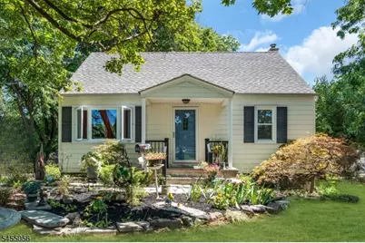 44 Allen St, Flemington, NJ 08822 - Photo 1