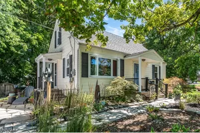44 Allen St, Flemington, NJ 08822 - Photo 3