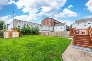 520 Madison Ave, Paterson, NJ 07514 - Photo 23