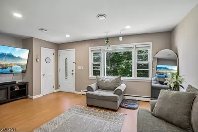 89 Knolls Rd, Bloomingdale, NJ 07403 - Photo 7