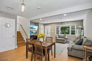 89 Knolls Rd, Bloomingdale, NJ 07403 - Photo 9