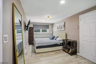 89 Knolls Rd, Bloomingdale, NJ 07403 - Photo 23