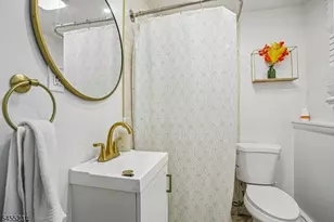 89 Knolls Rd, Bloomingdale, NJ 07403 - Photo 25