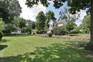 142 Wyckoff, Waldwick, NJ 07463 - Photo 31