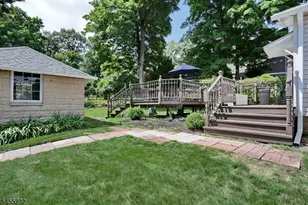 142 Wyckoff, Waldwick, NJ 07463 - Photo 33