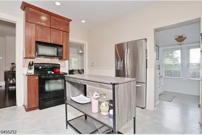 142 Wyckoff, Waldwick, NJ 07463 - Photo 17