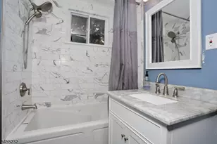 142 Wyckoff, Waldwick, NJ 07463 - Photo 27