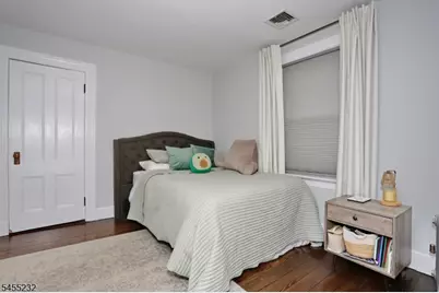 142 Wyckoff, Waldwick, NJ 07463 - Photo 25