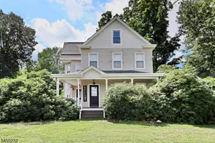142 Wyckoff, Waldwick, NJ 07463 - Photo 1