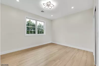 2 Minor Ct, Denville Twp., NJ 07834 - Photo 35