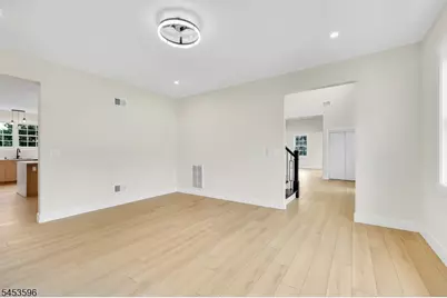 2 Minor Ct, Denville Twp., NJ 07834 - Photo 11