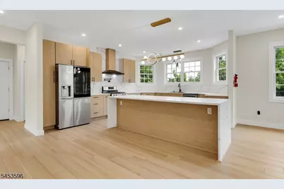 2 Minor Ct, Denville Twp., NJ 07834 - Photo 17