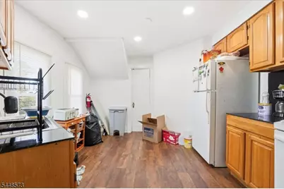 274 Crawford Ter #2, Union Township, NJ 07083 - Photo 5