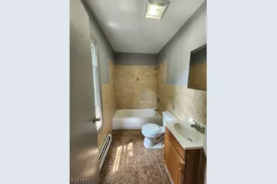 122 Spruce St, Paterson, NJ 07501 - Photo 9