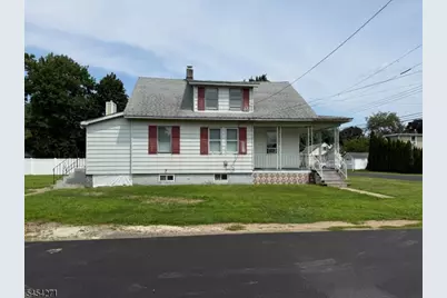 31 Ferro Monte Ave, Roxbury Township, NJ 07847 - Photo 5