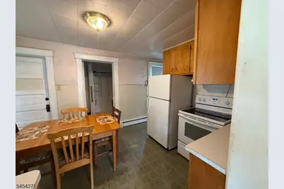 31 Ferro Monte Ave, Roxbury Township, NJ 07847 - Photo 13