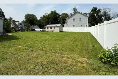 31 Ferro Monte Ave, Roxbury Township, NJ 07847 - Photo 7