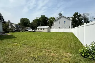 31 Ferro Monte Ave, Roxbury Township, NJ 07847 - Photo 7