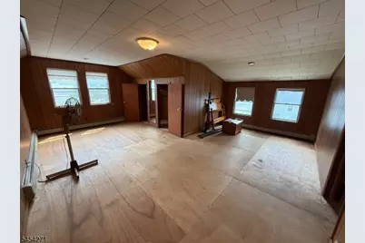 31 Ferro Monte Ave, Roxbury Township, NJ 07847 - Photo 25