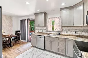 20 Waterloo Rd, Byram Township, NJ 07874 - Photo 9