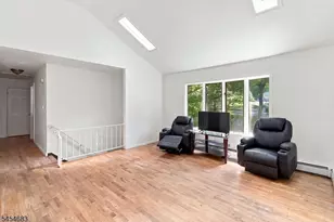 20 Waterloo Rd, Byram Township, NJ 07874 - Photo 5