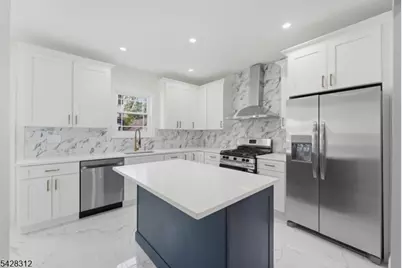 153 Brookside Ave, Irvington, NJ 07111 - Photo 7