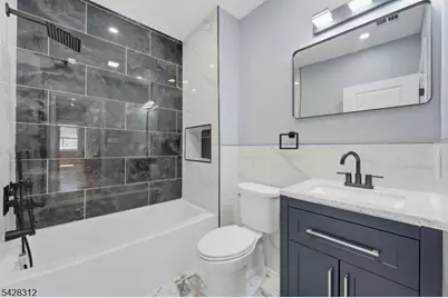 153 Brookside Ave, Irvington, NJ 07111 - Photo 15