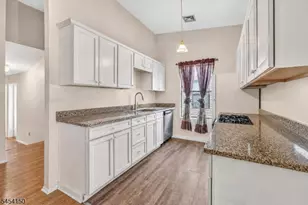910 Spruce Hills Dr, Glen Gardner, NJ 08826 - Photo 3