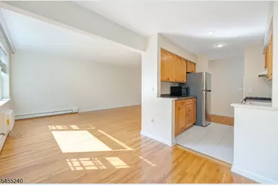 605 Grove St #1, Clifton, NJ 07013 - Photo 7