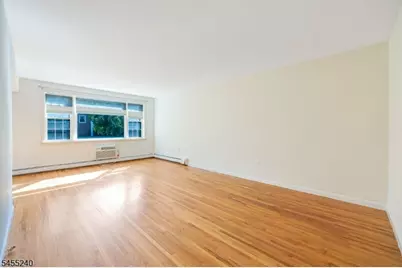 605 Grove St #1, Clifton, NJ 07013 - Photo 3