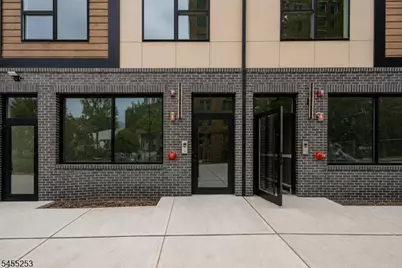 145 Roseville Ave #8, Newark, NJ 07107 - Photo 37
