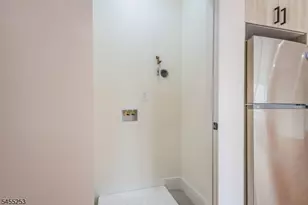 145 Roseville Ave, Newark, NJ 07107 - Photo 19