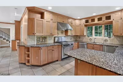 425 Ridgewood Ave, Glen Ridge, NJ 07028 - Photo 5