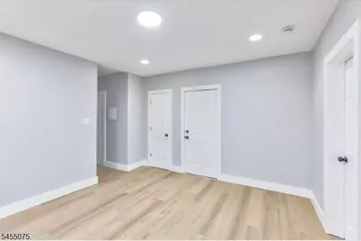 20 Edwin Pl, Newark, NJ 07112 - Photo 21