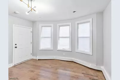 20 Edwin Pl, Newark, NJ 07112 - Photo 15