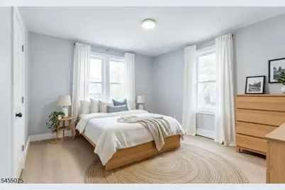 20 Edwin Pl, Newark, NJ 07112 - Photo 11
