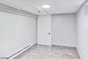 20 Edwin Pl, Newark, NJ 07112 - Photo 39