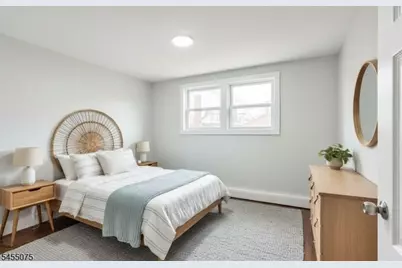 20 Edwin Pl, Newark, NJ 07112 - Photo 13